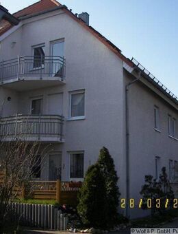 Weinböhla, sonnige 2,5-Raum-Maisonette-Wohnung mit Balkon - Weinböhla