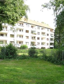 Ruhige 3-Zimmer-Wohnung in der Weststadt, Möbel können vom Vormieter übernommen werden! - Braunschweig
