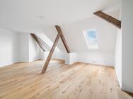 Modernes Wohnen mit Altbau-Charme: 106 m² kernsanierte Dachgeschosswohnung! - Augsburg