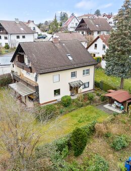 Großzügige 4,5 Zimmer-Wohnung in sonniger Höhenlage mit Berg- und Teilseesicht - Markdorf