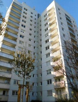 Geräumige einzugsbereite 3-Zimmer-Wohnung mit Balkon, ideal als Familie! - Witten