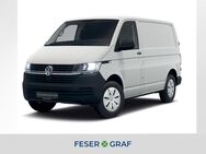 VW T6.1, 2.0 TDI Transporter Boden, Jahr 2022 - Nürnberg