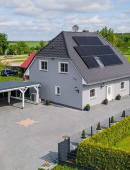 Modernes Einfamilienhaus Falkenberg - A+ Energieeffizienz, Luftwärmepumpe, Photovoltaik, Einbauküche - Falkenberg (Brandenburg)