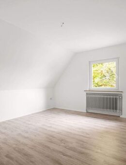 Zentral gelegene Eigentumswohnung mit ausgebautem Dachgeschoss - Schwanewede