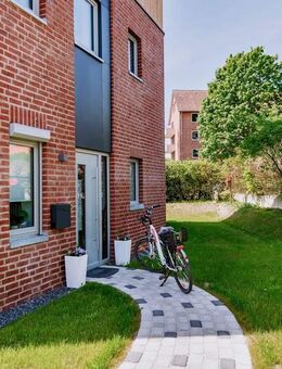 Gemütliche 2,5-Zimmer-Wohnung mit großer Terrasse - Lüneburg