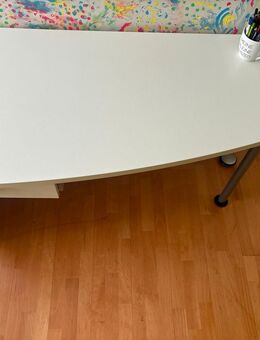 Schreibtisch für Kinder und Jugendliche - München