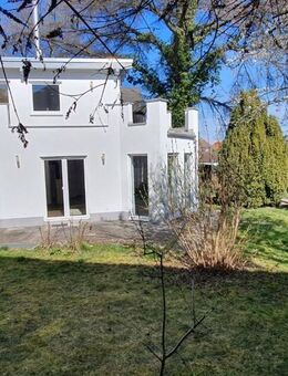 HEMING-IMMOBILIEN - Altstadtflair - ruhige Lage mit tollem Garten, Pavillon und Gewölbekeller - Oppenheim