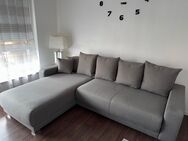 Ecksofa mit Schlaffunktion 254x90x182xm - Sindelfingen