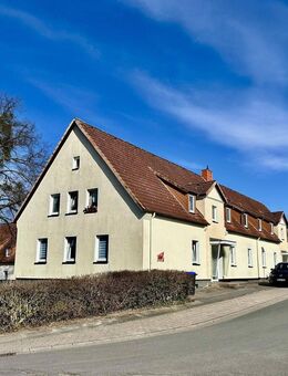 Kapitalanlage mit Perspektive: Attraktives Mehrfamilienhaus mit 8 Wohneinheiten und Wertsteigerungspotential - Bad Pyrmont