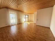 NT-Raidwangen: Großzügige 3-Zimmer-DG-Wohnung mit Balkon - Nürtingen