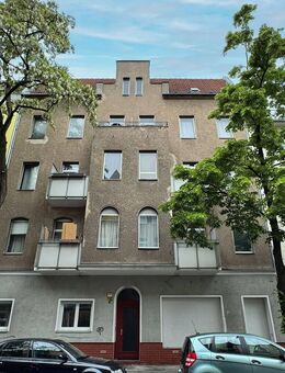 Wohn- und Geschäftshaus mit 8 Einheiten und unausgebautem DG, Berlin-Reinickendorf - Berlin