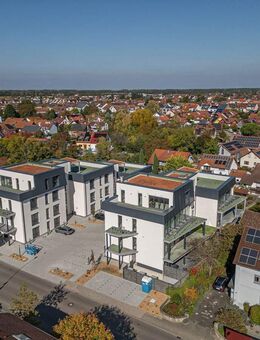 Erstbezug! Exklusive 4-Zimmerwohnung mit 2 Balkonen und 2 Stellplätzen in Weingarten - Weingarten (Baden)