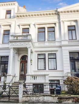 Bremen-Fesenfeld: Verlieben Sie sich in diese Wohnung über zwei Wohnebenen im Altbremerhaus - Bremen