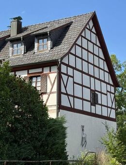 Fachwerkhaus mit Baugrundstück und Scheune (optional) in Ahorn-Witzmannsberg - Ahorn (Bayern)