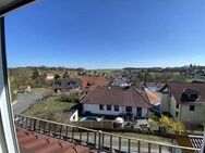 ERSTBEZUG nach Komplett-Renovierung - Attraktive 3,5-Zi.-Wohnung mit Balkon & Gartennutzung - Coburg