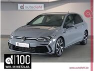 VW Golf, 1.5 VIII eTSI R-Line, Jahr 2023 - Wetzlar