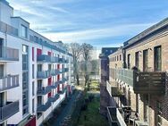 BALKON MIT SPREEBLICK - Berlin