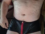 Daddy sucht Femboy ,Twink ,Trans - Berlin Neukölln