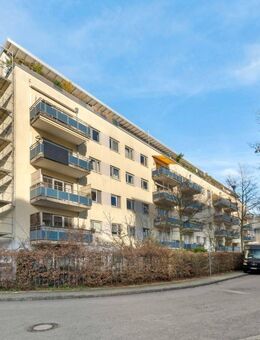 Bezugsfreie, gut geschnittene Eigentumswohnung mit Balkon und Tiefgaragenplatz in Köln-Ehrenfeld - Köln