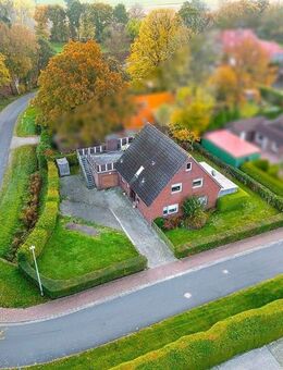 Vielseitiges Haus mit zwei Wohneinheiten in Blomberg - Ideal für Anleger - Blomberg (Niedersachsen)
