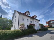 Mit Einbauküche, schöner Terrasse und Gartenanteil. Helle Erdgeschosswohnung in Lautertal - Lautertal