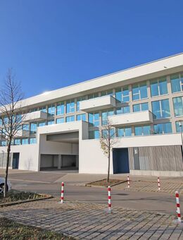 Neuwertige, barrierefreie Ferienwohnung - komplett möbliert! - Erfurt