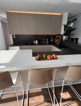 LUXUS Hausboot - 3 Etagen - 100m² Wohnen + 120 m² SONNENTERRASSE - Kamin, Kino, komplett individuell - Neuenkirchen (Landkreis Vorpommern-Rügen)