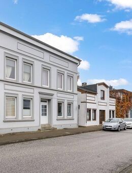 Dachgeschosswohnung mit Gestaltungspotenzial - Attraktiv für Kapitalanleger und Selbstnutzer - Elmshorn