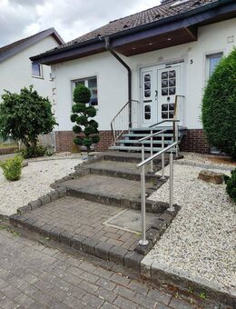 Einfamilienhaus mit Einliegerwohnung in ruhiger Lage - Lippstadt