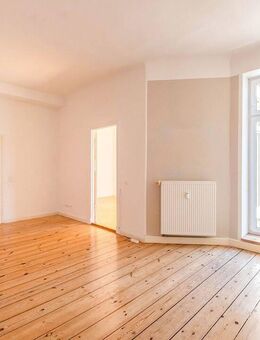 Ruhig gelegene 2-Zimmer- Altbauwohnung mit Balkon im Samariterkiez - Berlin