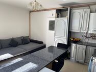 Helle und geräumige 2,5 Zimmer Wohnung mit Balkon in Top Lage! - Oberursel (Taunus)