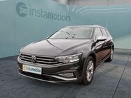 VW Passat Variant, 2.0 TDI Alltrack N, Jahr 2022 - München