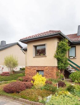 Listenpreis 220.000,00 € - Modernisiertes Einfamilienhaus in Altentreptow, mit Tiefgarage und Garten - Altentreptow