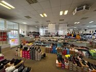 Gebäudeensemble/ Halle/ PKW Grundstück mit viel Platz für Ihre Ideen - Ballenstedt