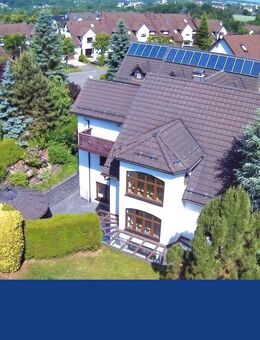 Anwesen als Wohn und Geschäftshaus - gefühlte Alleinlage! - Oelsnitz