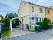 Wohnen mit Stil - charmante Doppelhaushälfte in ruhiger Lage! - Oberlungwitz