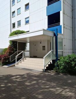 Freie 2-Zimmer-Wohnung mit 73 m² zur freien Gestaltung in Hamburg-Lokstedt unweit des NDR - Hamburg