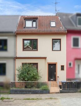 Bremen - Walle / Familienfreundliches Reihenhaus mit Garten, Balkon und viel Platz auf vier Etagen - Bremen