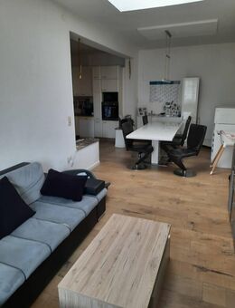 Helle Zwei-Zimmerwohnung in Gürzenich - Düren