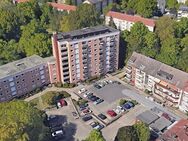 Bremen-Gröpelingen/Walle: Geräumige 3-Zimmer-WHG in der 5. Etage mit 2 Balkonen, Küche, Müllschlucker, Abstellraum, Aufzug und Keller - Bremen