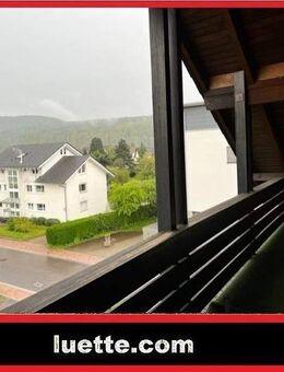 Penthouse-Whg, 2 1/2 Zi., Balkon, Lift, ruhig, Arzt / Apotheke / Einkauf / fussläufig um die Ecke, Bushaltestelle, To... - Lauchringen