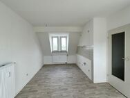 helle Dachgeschoss-Wohnung - Chemnitz