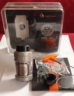 Geekvape Zeus Single, RTA, Silber, Top Zustand. FP. 26€.. SAMMLUNGSVERKLEINERUNG! Selbstwickler für Akkuträger, E Zigarette, Mod Box. - Bühl
