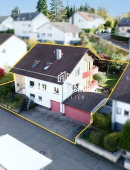 Wohnen mit Freiraum: Gepflegtes Zweifamilienhaus mit Garten - Bretten