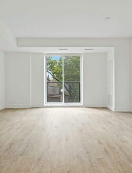 Frisch renoviert 3-Zimmer- Erdgeschosswohnung mit zwei Balkonen - Erlangen