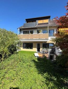 Kapitalanlage! Mehrfamilienhaus mit 3 Wohneinheiten in Eschborn! - Eschborn