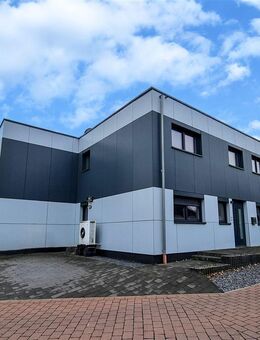 *** Doppelhaushälften werden ab sofort verkauft!- Ihr neues Zuhause und eine lukrative Kapitalanlage in Homburg-Bruchhof! *** - Homburg