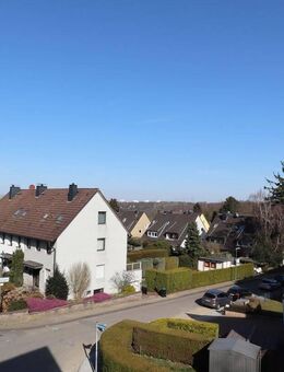 Charmante 4 Zimmer Dachgeschosswohnung - Essen