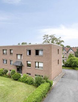 Modernisierte 3-Zimmer-Wohnung mit großem Balkon und Garage - Ratingen