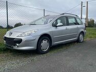 Peugeot 307, 1.2 Break SW Break BREAK, Jahr 2005 - Neuensalz